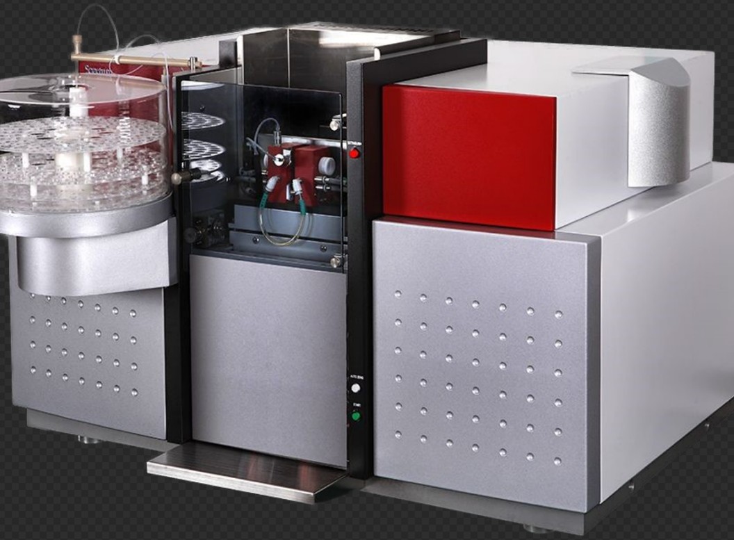 iCAP RQ 与 iCAP RQplus 是热电公司（Thermo Fisher Scientific）推出的两款电感耦合等离子体质谱仪（ICP-MS），它们被广泛应用于痕量金属分析、环境监测、食品安全、临床研究等领域。尽管这两款仪器的基本原理一致，均采用四极杆质量分析器和电感耦合等离子体作为离子源，但在性能、配置、自动化水平、灵敏度、背景抑制能力和软件支持等方面存在一定差异。以下将从多个角度进行对比和解析，全面阐述 iCAP RQ 与 iCAP RQplus 的不同点。